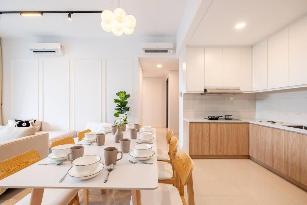 Twinkle Star Kids 10pax Mytown Ikea Trx Apartment *